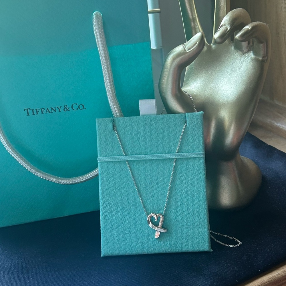 💯 🩵 Tiffany & Co. Paloma Picasso Loving Heart Necklace - Picture 2 of 6